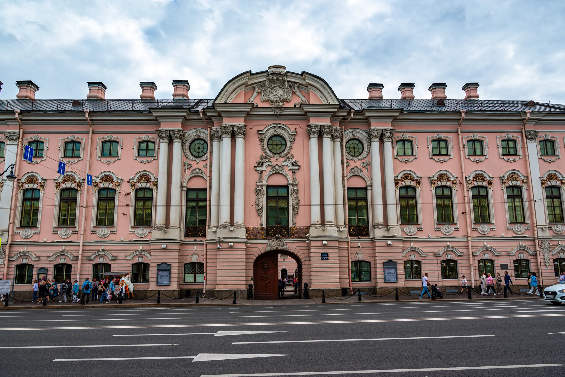 Строгановский дворец